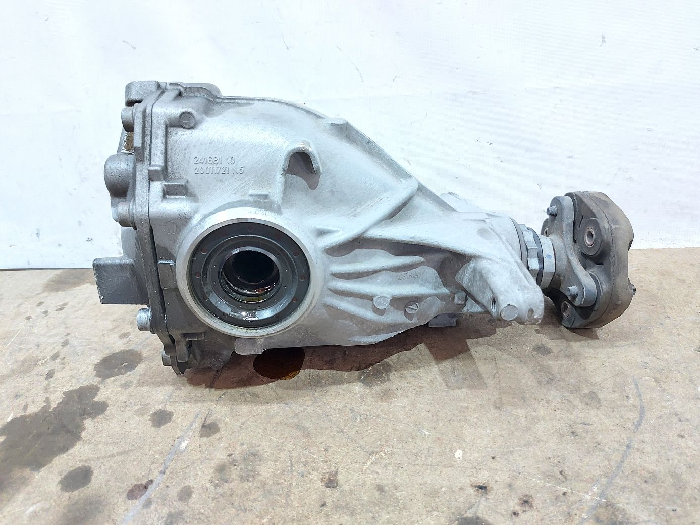 5 series Редуктор задний BMW 5 series 2011 33117573819 BMW 5 series 5