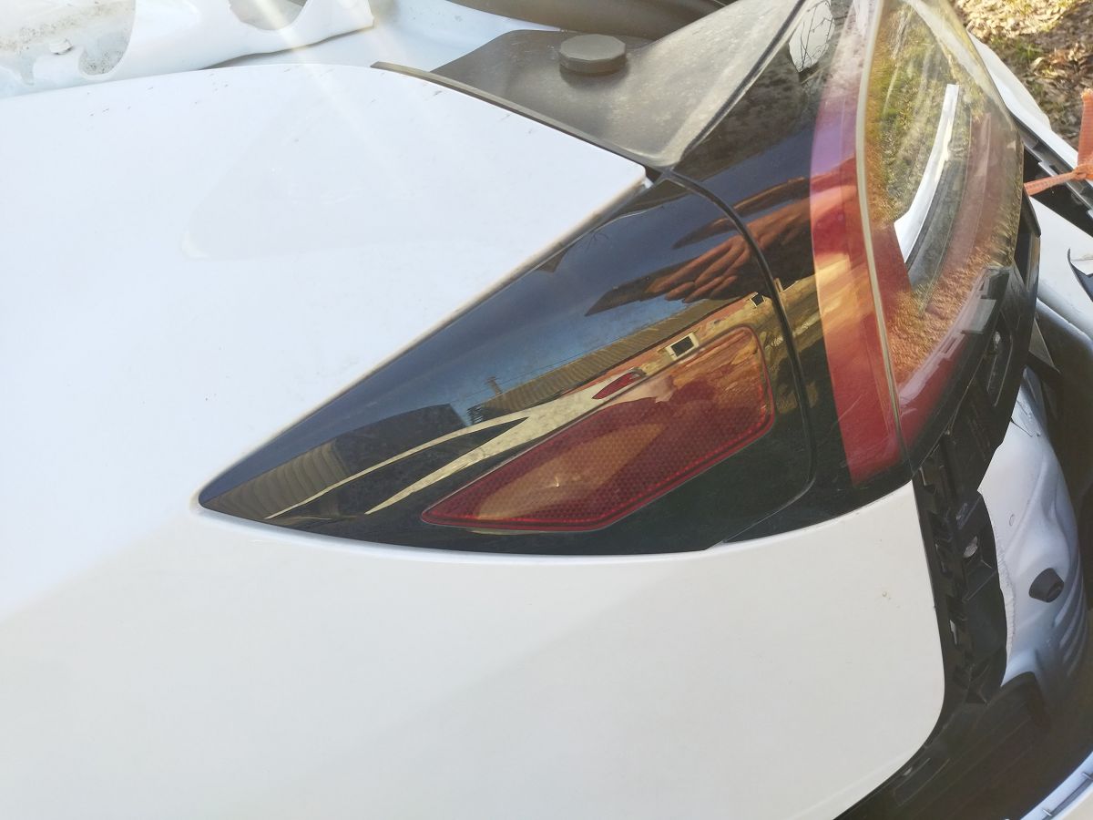 Model 3 Лючок порту заряджання Tesla Model 3 2020-2024 144834400B Tesla Model 3 2