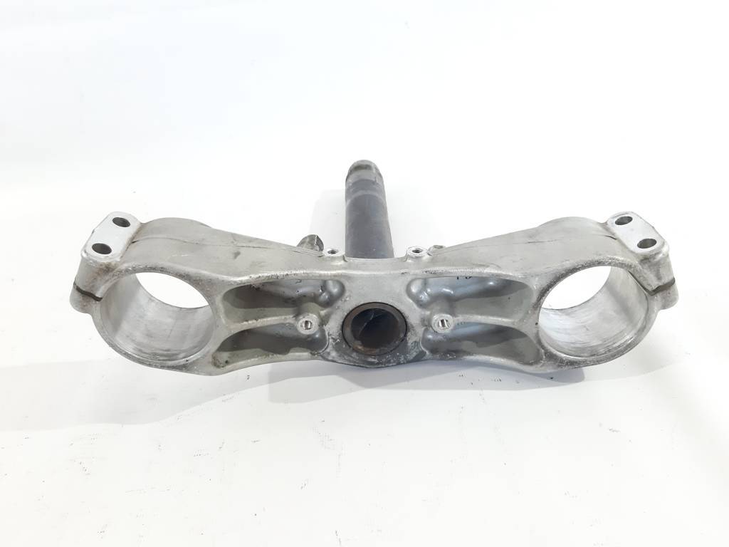 Gtr-1400. Траверса нижня Kawasaki GTR-1400 2008-2020 440370061 Kawasaki GTR-1400