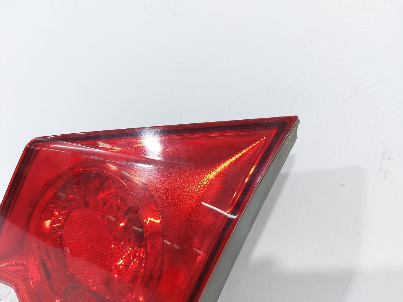 Cruze Ліхтар кришки багажника правий Chevrolet Cruze 2011-2016 95389372 Chevrolet Cruze 2