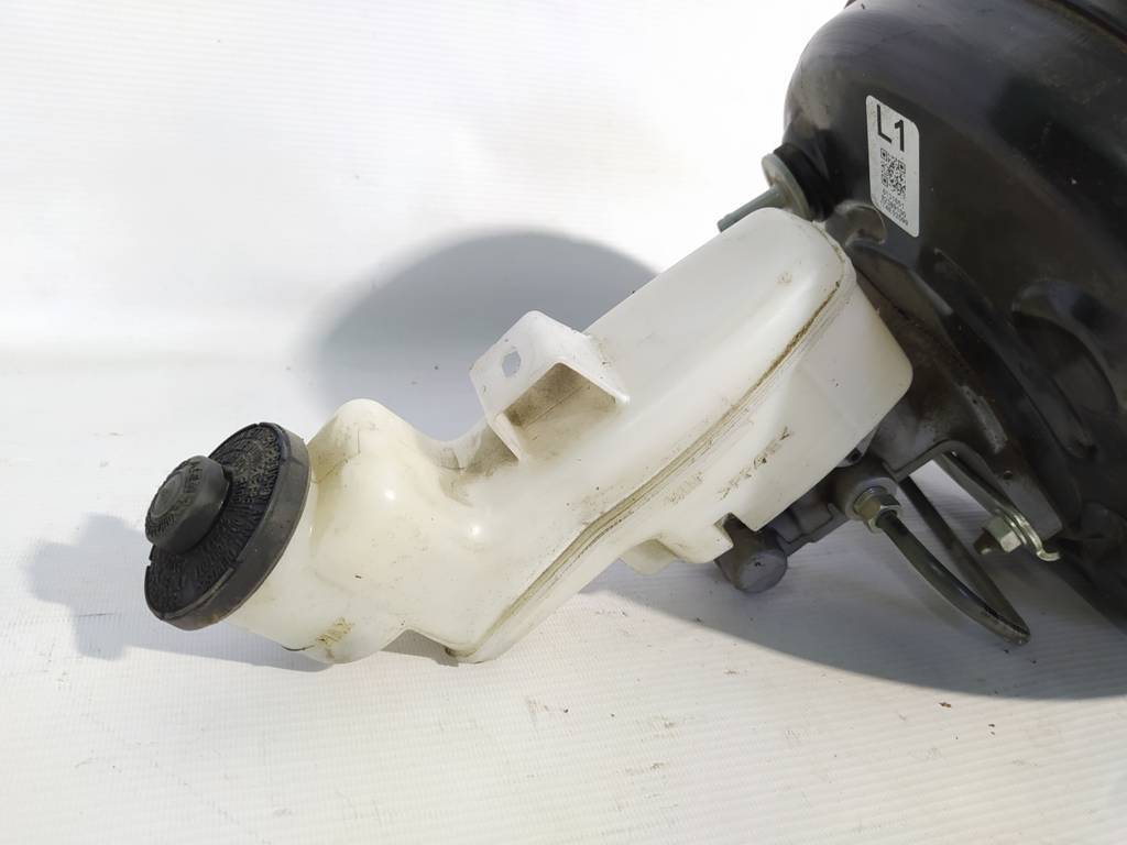 Головний гальмівний циліндр Toyota Camry `2015-2018 4461006761 Toyota Camry 8 Головний гальмівний циліндр Toyota Camry `2015-2018 4461006761 Toyota Camry 8
