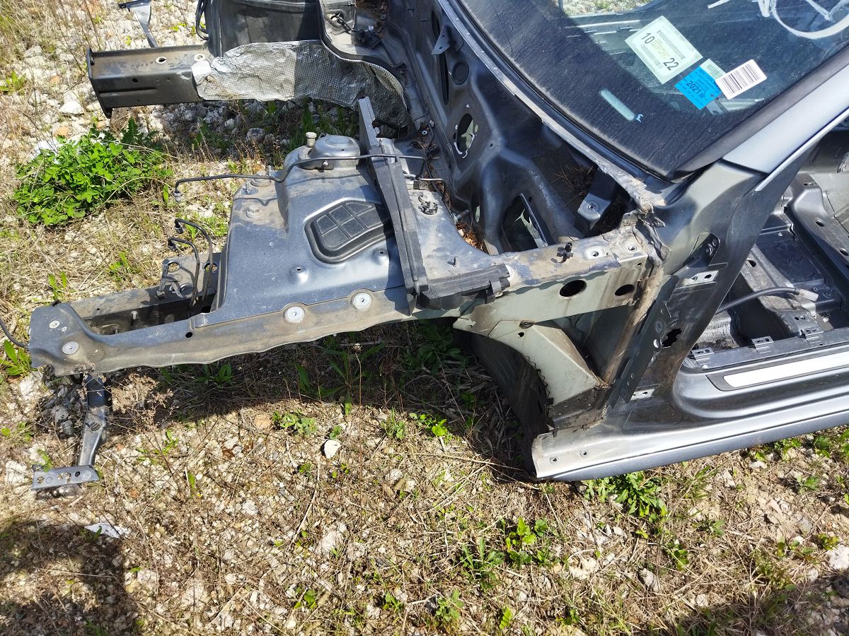 A4 Кузов голый (можно резать) Audi A4 2009-2016 8K5800403A Audi A4 18