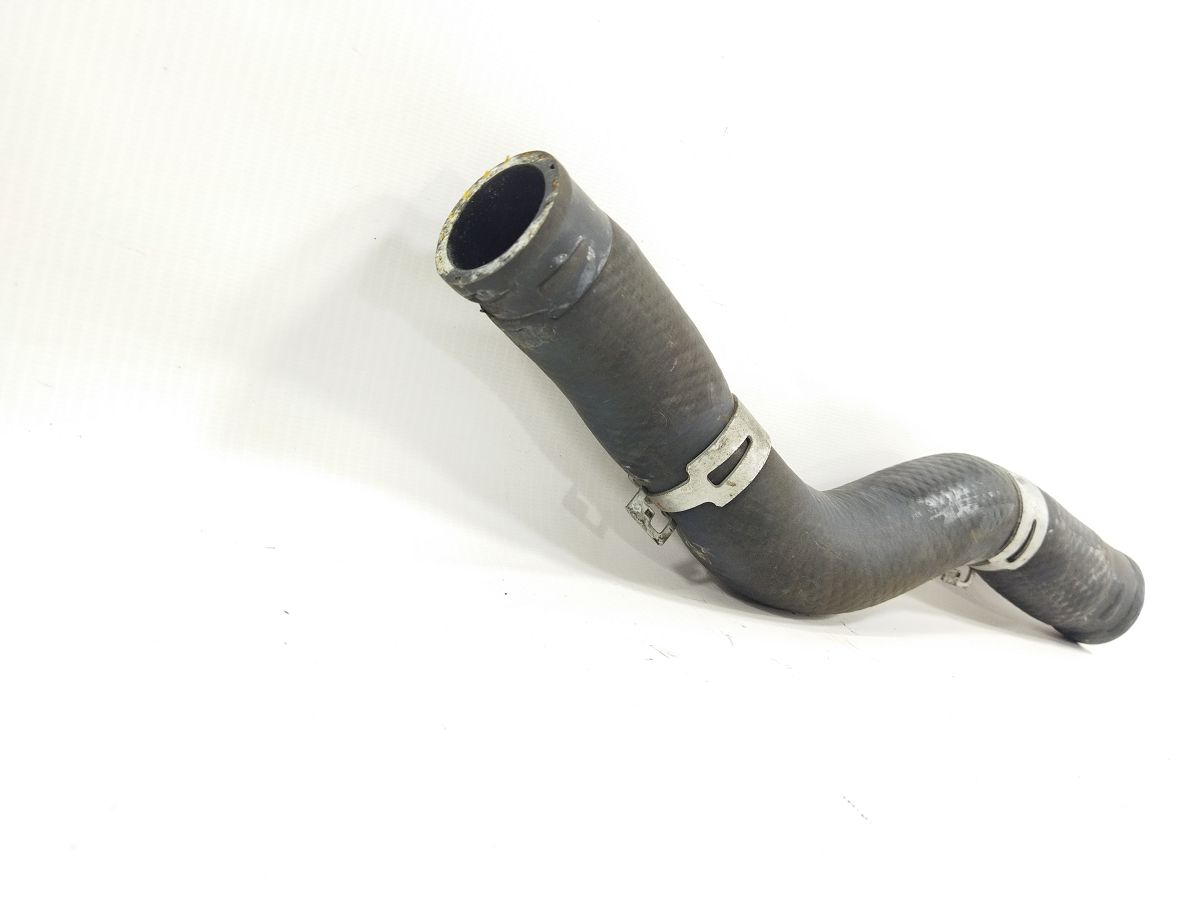 Camry Патрубок охолодження верхній Toyota Camry 2015-2017 165710V070 Toyota Camry 2