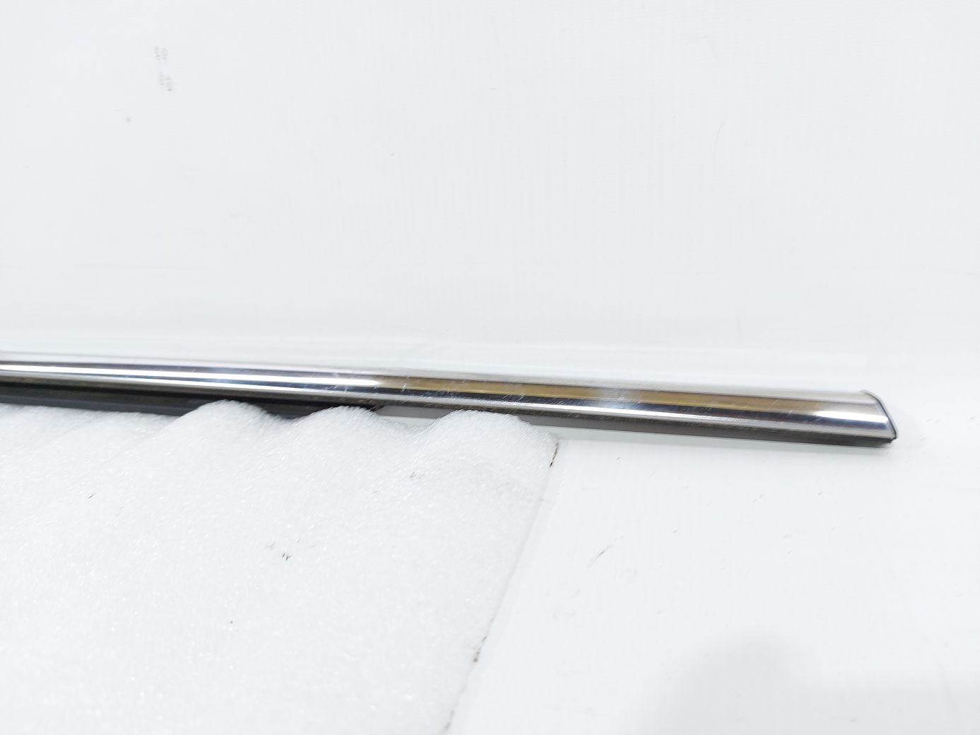 Sonata Ущільнювач скла (молдинг) двері передньої правої зовнішній Hyundai Sonata 2011-2015 822203S000 Hyundai Sonata 2 Sonata Ущільнювач скла (молдинг) двері передньої правої зовнішній Hyundai Sonata 2011-2015 822203S000 Hyundai Sonata 2