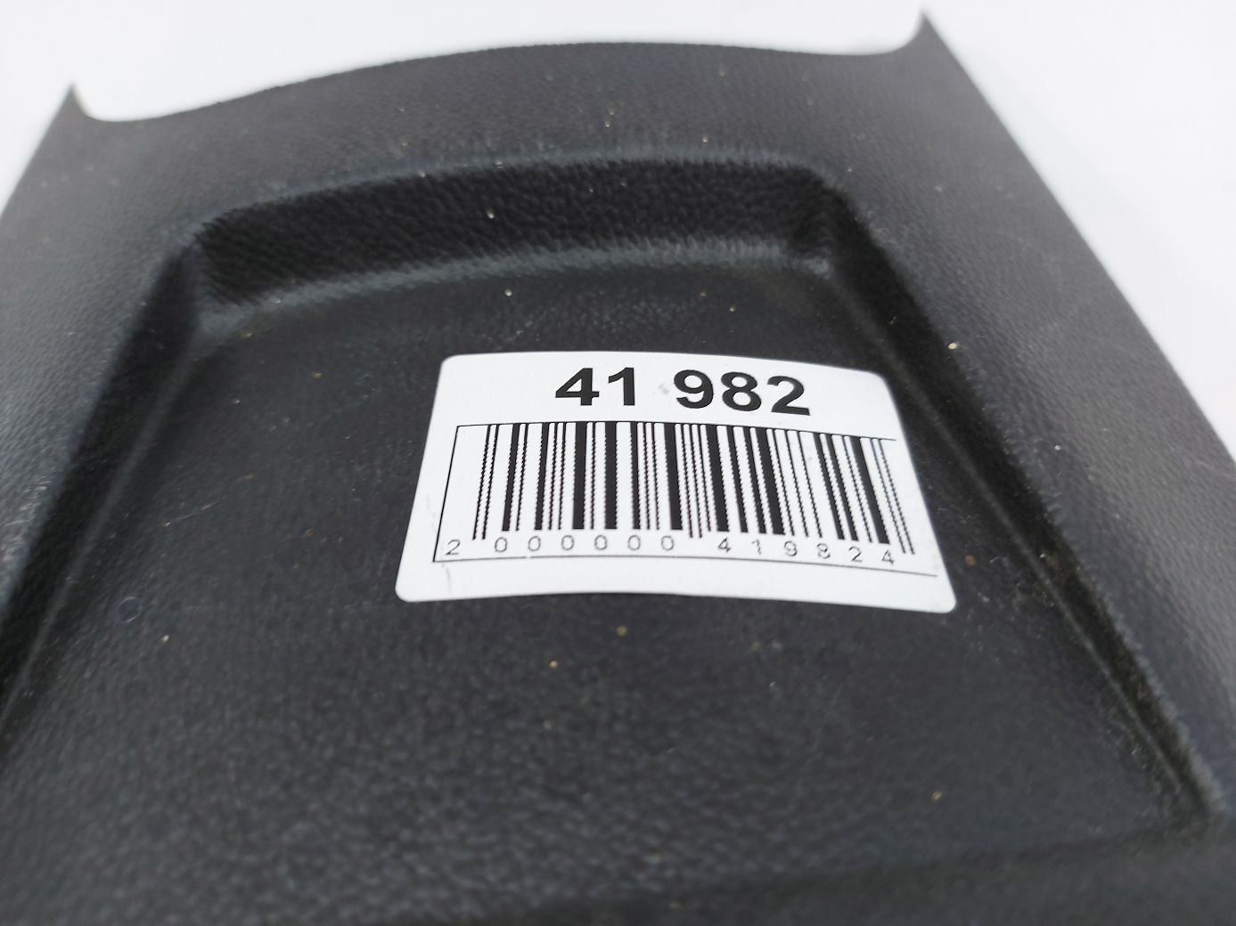 Regal Накладка центральної консолі задня Buick Regal 2011-2017 13270708 Buick Regal 4