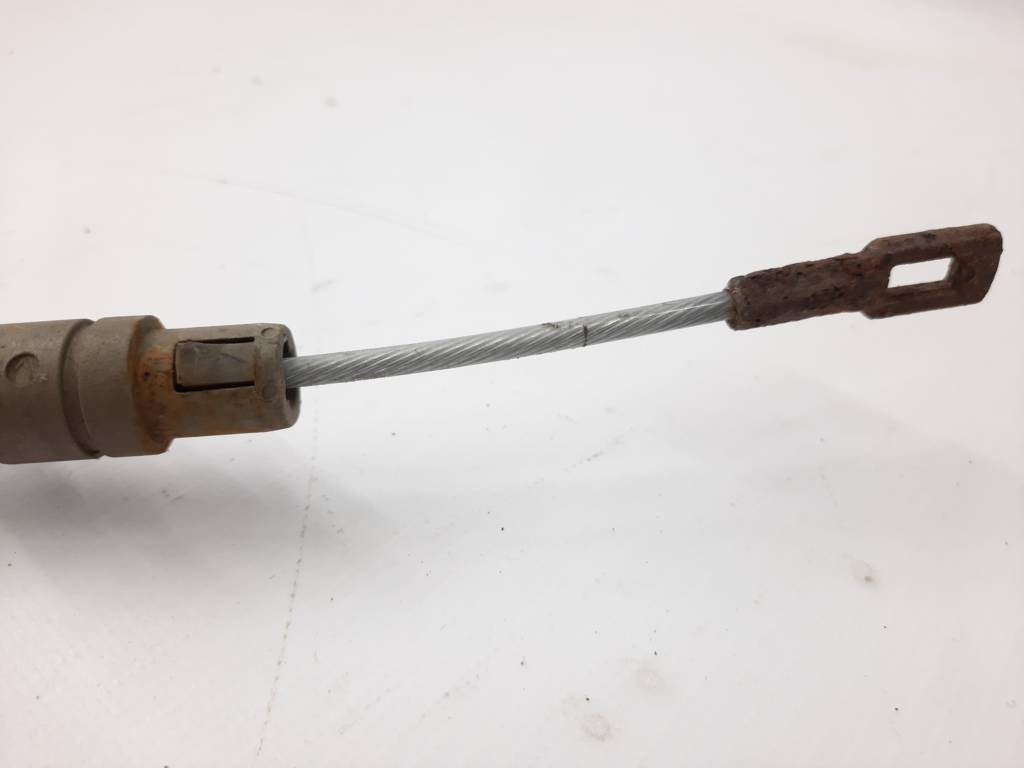 Dart Трос стояночного тормоза правый Dodge Dart 2013-2019 68232030AA Dodge Dart 19