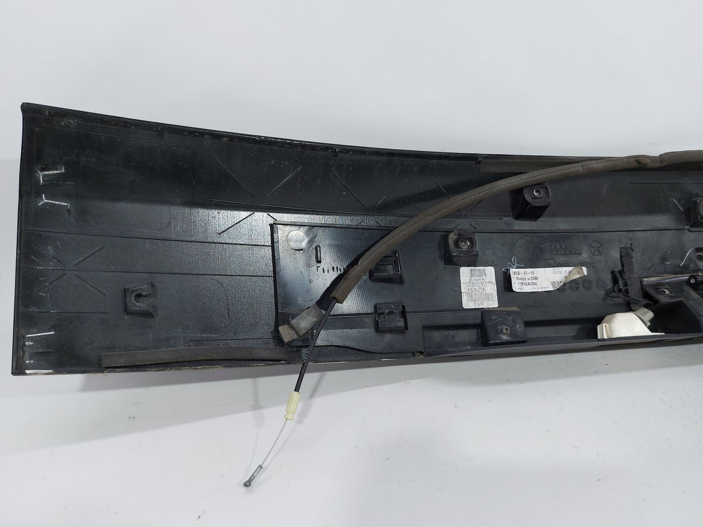 Grand caravan Накладка крышки багажника Dodge Grand Caravan 2011-2020 1UT61AXRAA Dodge Grand Caravan 6