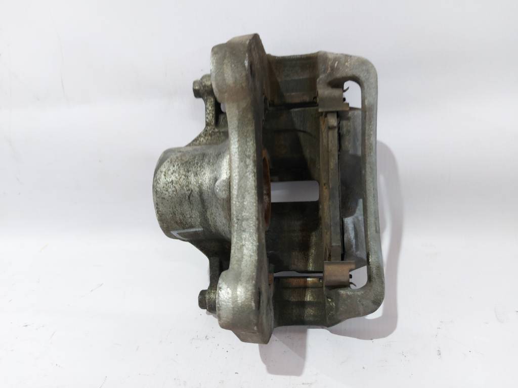 Regal Супорт гальмівний передній лівий Buick Regal 2014-2017 22917417 Buick Regal 5