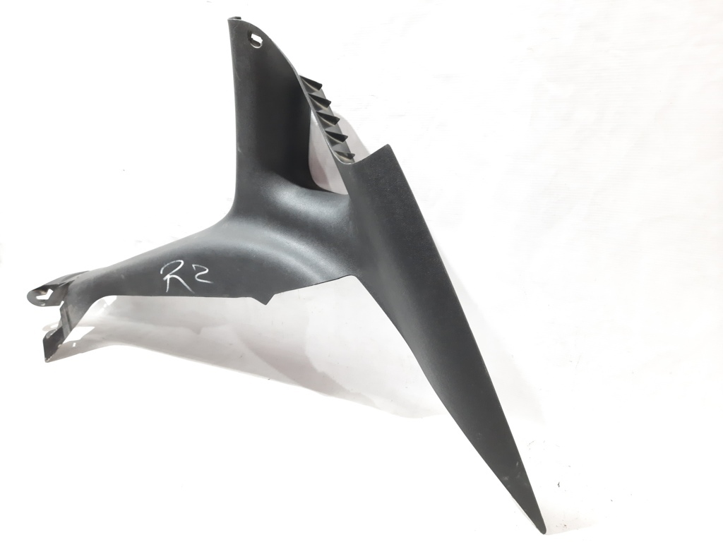 Dart Накладка стійки задньої права Dodge Dart 2013-2019 1SW46DX9AF Dodge Dart 24