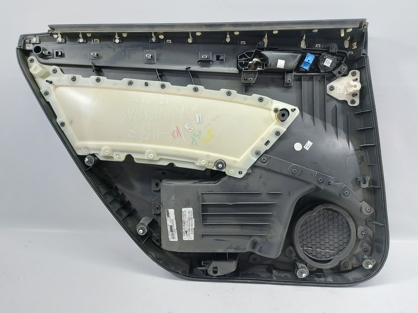 Passat s Карта дверей задньої правої (чорна, шкіра) Volkswagen Passat S 2012-2019 561867212GOUR Volkswagen Passat S 5