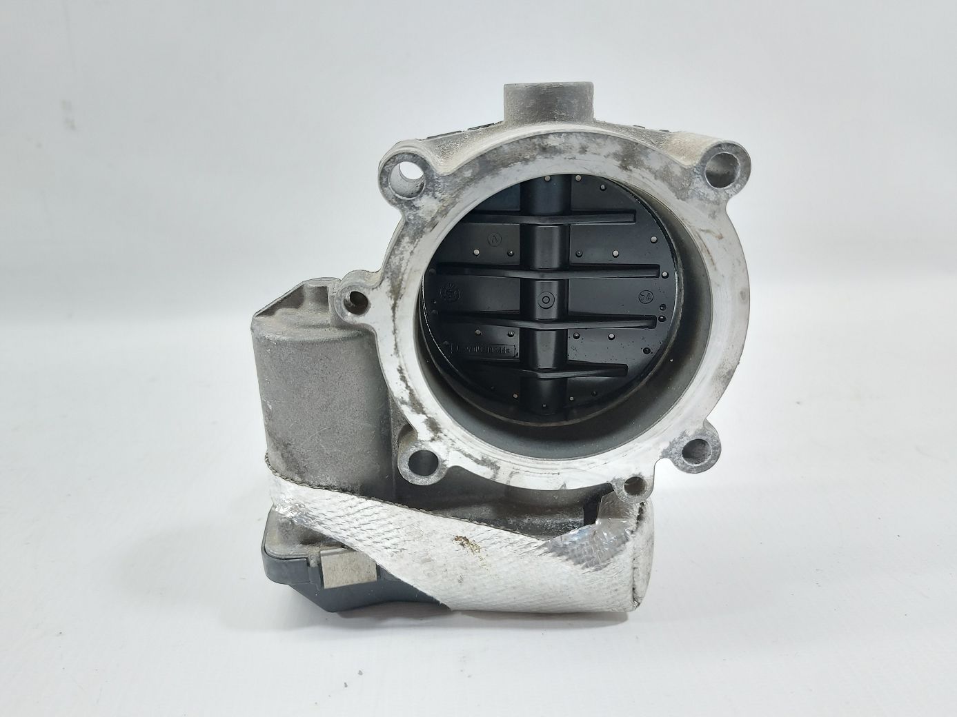 Wrangler Дросельна заслінка Volkswagen Passat 2012-2018 03H133062C Volkswagen Passat 2 Wrangler Дросельна заслінка Volkswagen Passat 2012-2018 03H133062C Volkswagen Passat 2