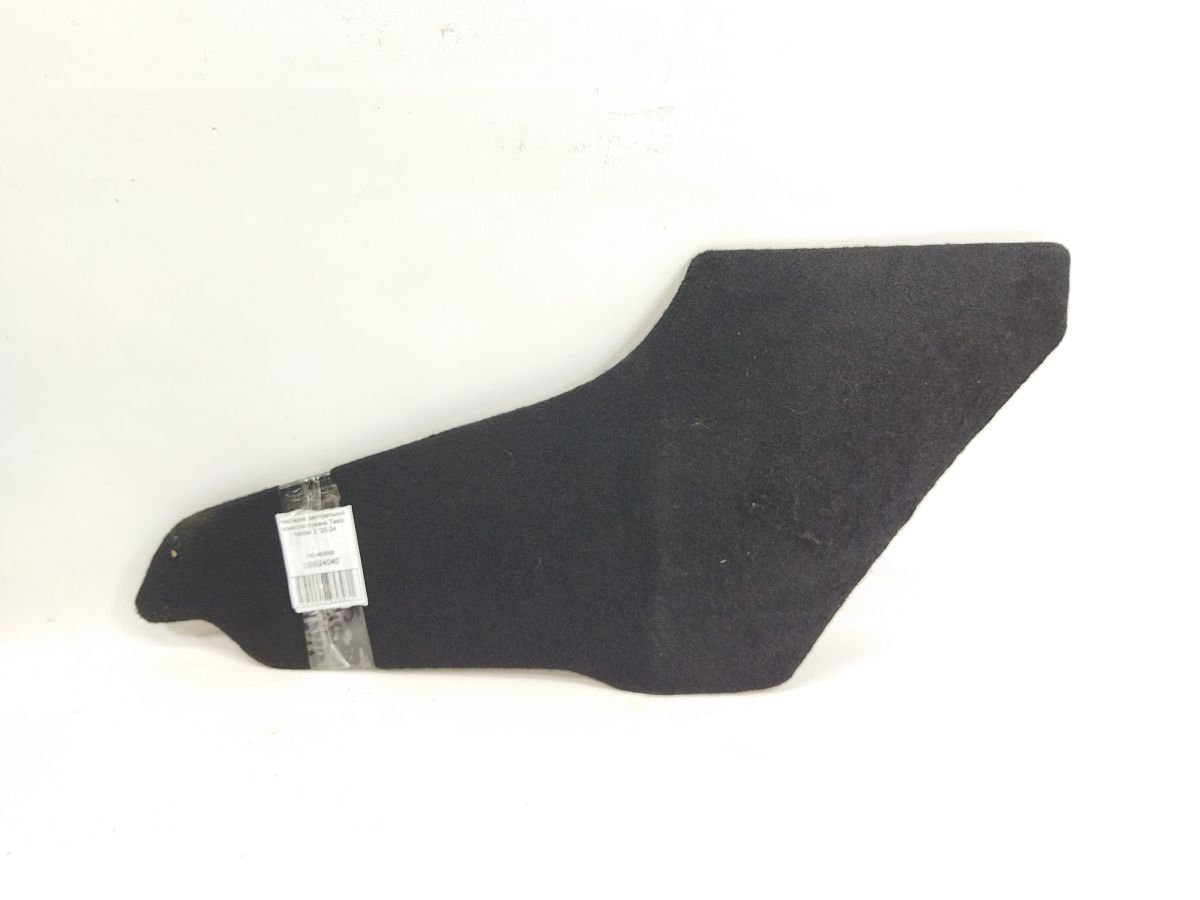 Model 3. Накладка центральной консоли правая Tesla Model 3 2020-2024 156149300B Tesla Model 3