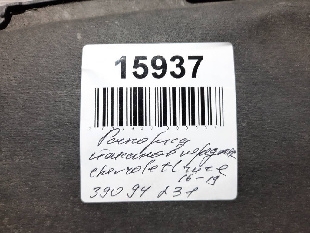 Cruze Розпорка склянок передніх Chevrolet Cruze 2016-2019 39094231 Chevrolet Cruze 7