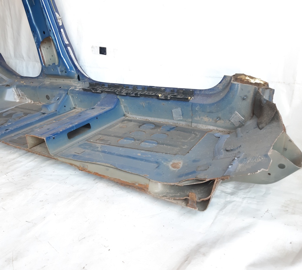 200 limited Стійка центральна ліва (метал) Chrysler 200 Limited 2015-2017 68104297AC Chrysler 200 Limited 4