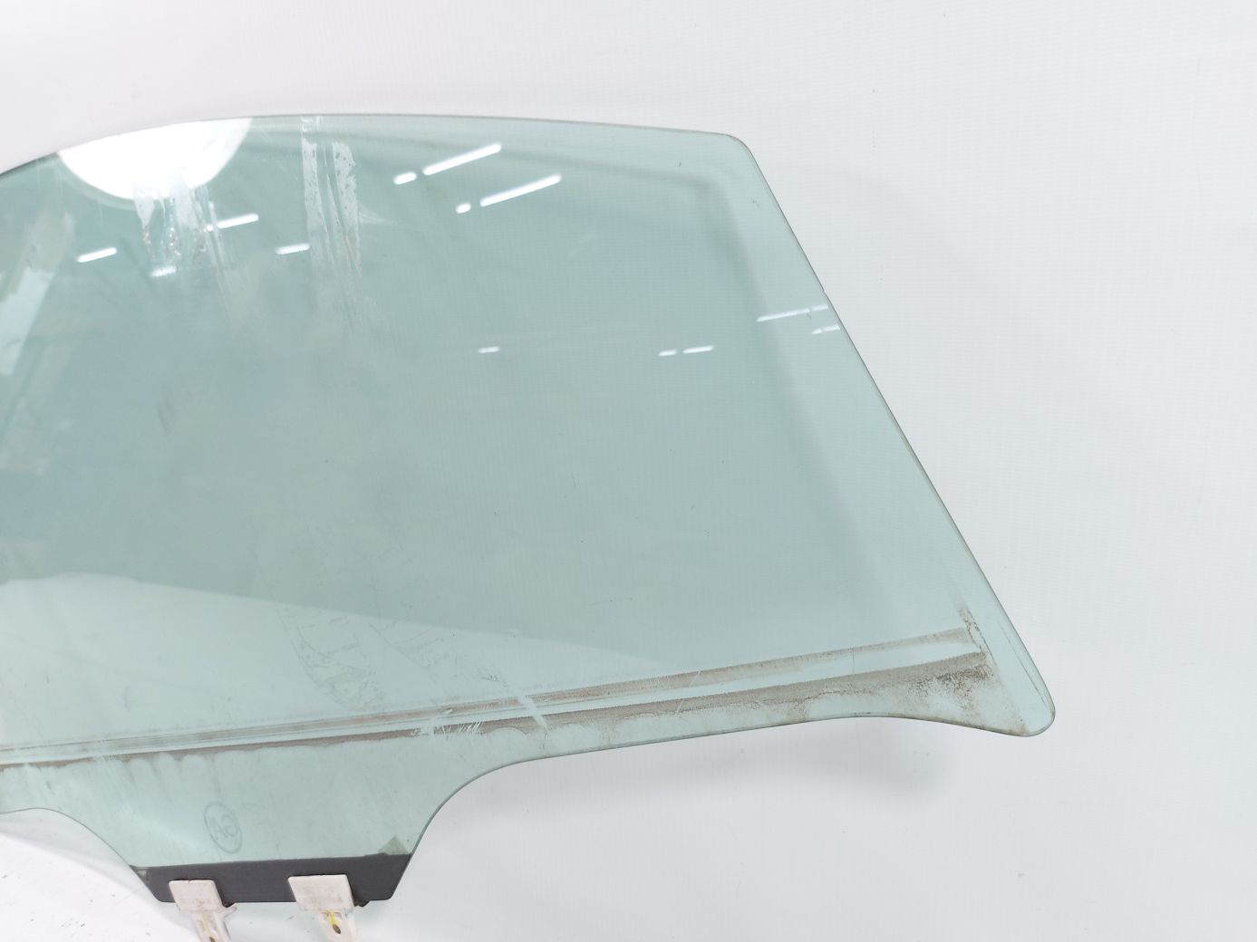 Sentra Скло дверей передньої правої Nissan Sentra 2013-2019 803009AM0A Nissan Sentra 2