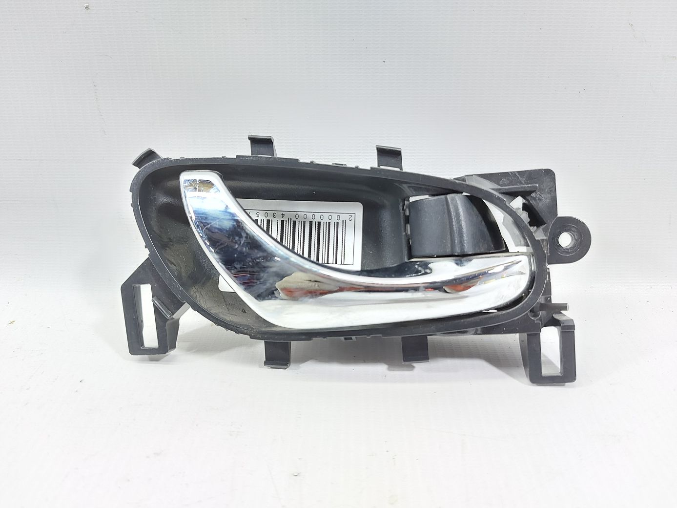 Rogue Ручка двери передней правой внутренняя Nissan Rogue 2014-2020 806707FL0B Nissan Rogue 1