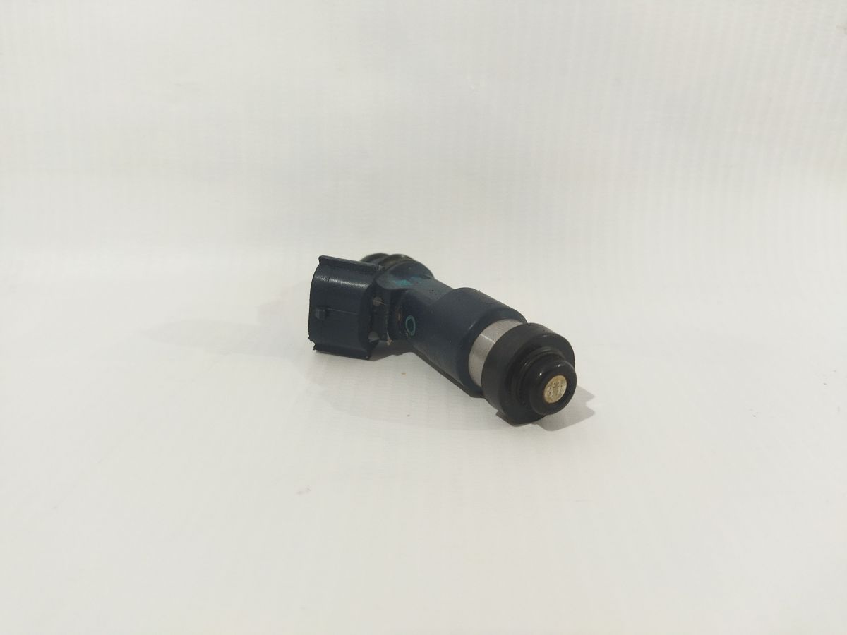 Forester Форсунка розпилювач Subaru Forester 2014-2018 16611AA810 Subaru Forester 3