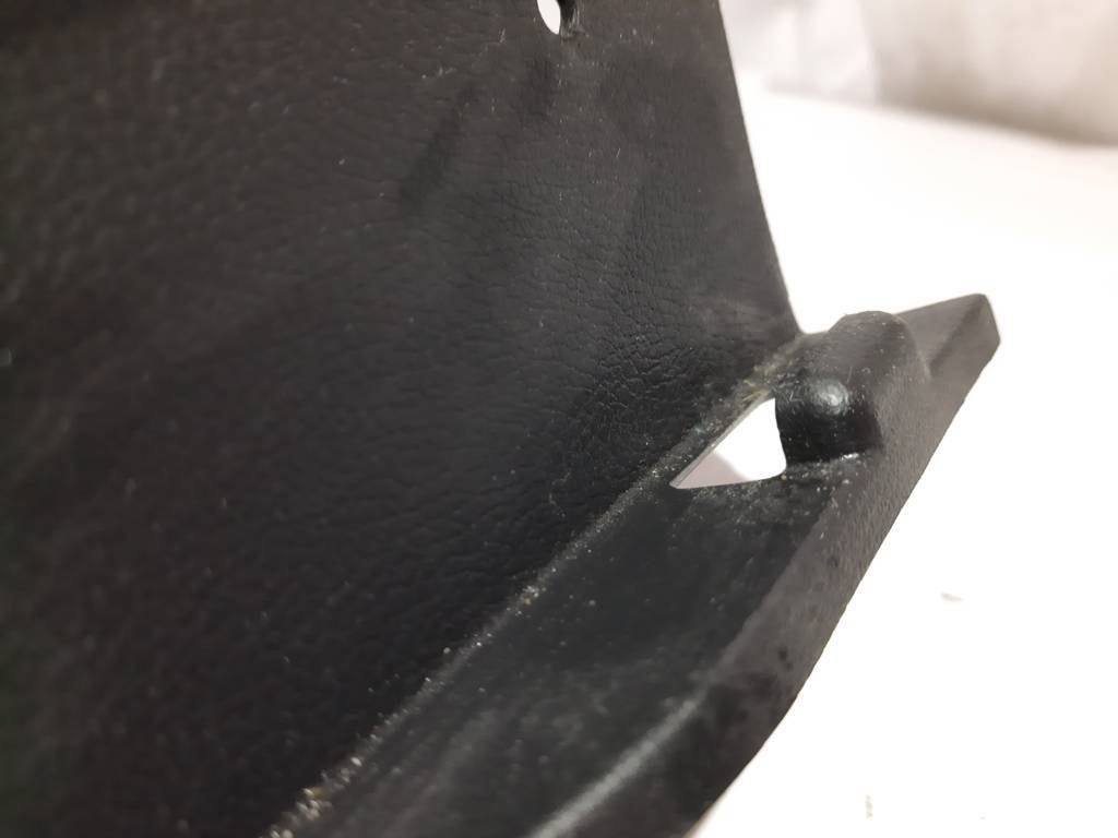 Veloster Накладка багажного отделения задней панели Hyundai Veloster 2012-2017 85770-2V000-RY Hyundai Veloster 3