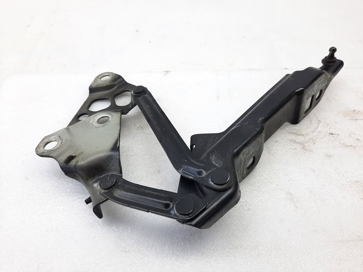 Ats. Петля капота левая Cadillac ATS 2013-2019 22868254 Cadillac ATS