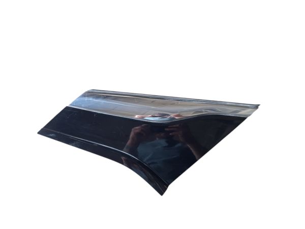 Bolt Накладка (молдинг) заднего крыла правая Chevrolet Bolt EV 2017-2023 42546468 Chevrolet Bolt EV 2