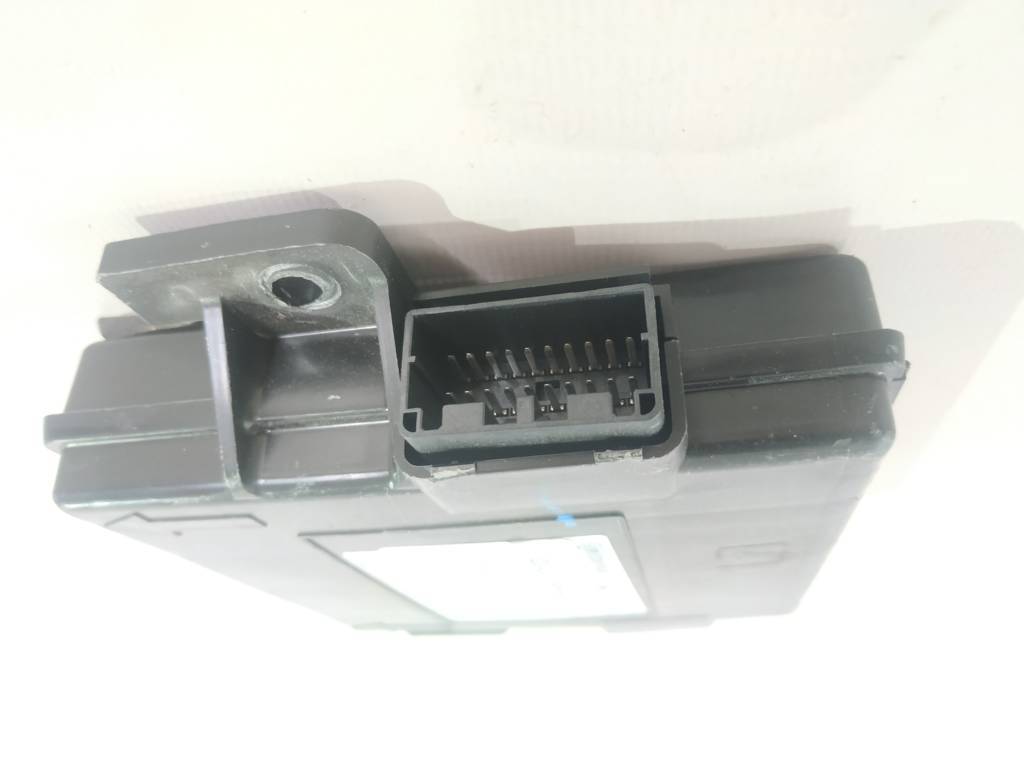 200 Модуль керування антеною Chrysler 200 2015-2017 68321699AA Chrysler 200 9