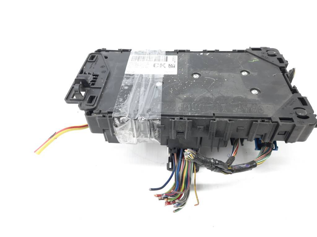 Fusion Блок запобіжників відсіку моторного Ford Fusion 2014 DG9T15604 Ford Fusion 9