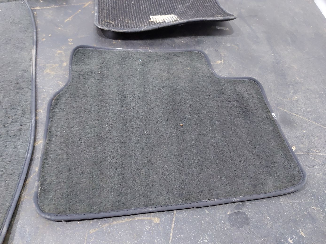 Regal Коврики салона (к-кт) неоригинал разные Buick Regal 2013-2015 84363497 Buick Regal 3 Regal Коврики салона (к-кт) неоригинал разные Buick Regal 2013-2015 84363497 Buick Regal 3