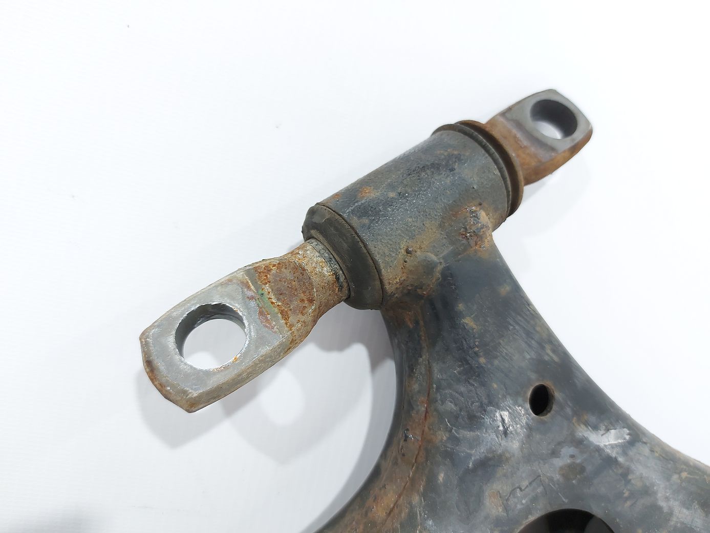 Sienna Важіль передньої підвіски нижній лівий Toyota Sienna 2011-2020 4806908040 Toyota Sienna 5