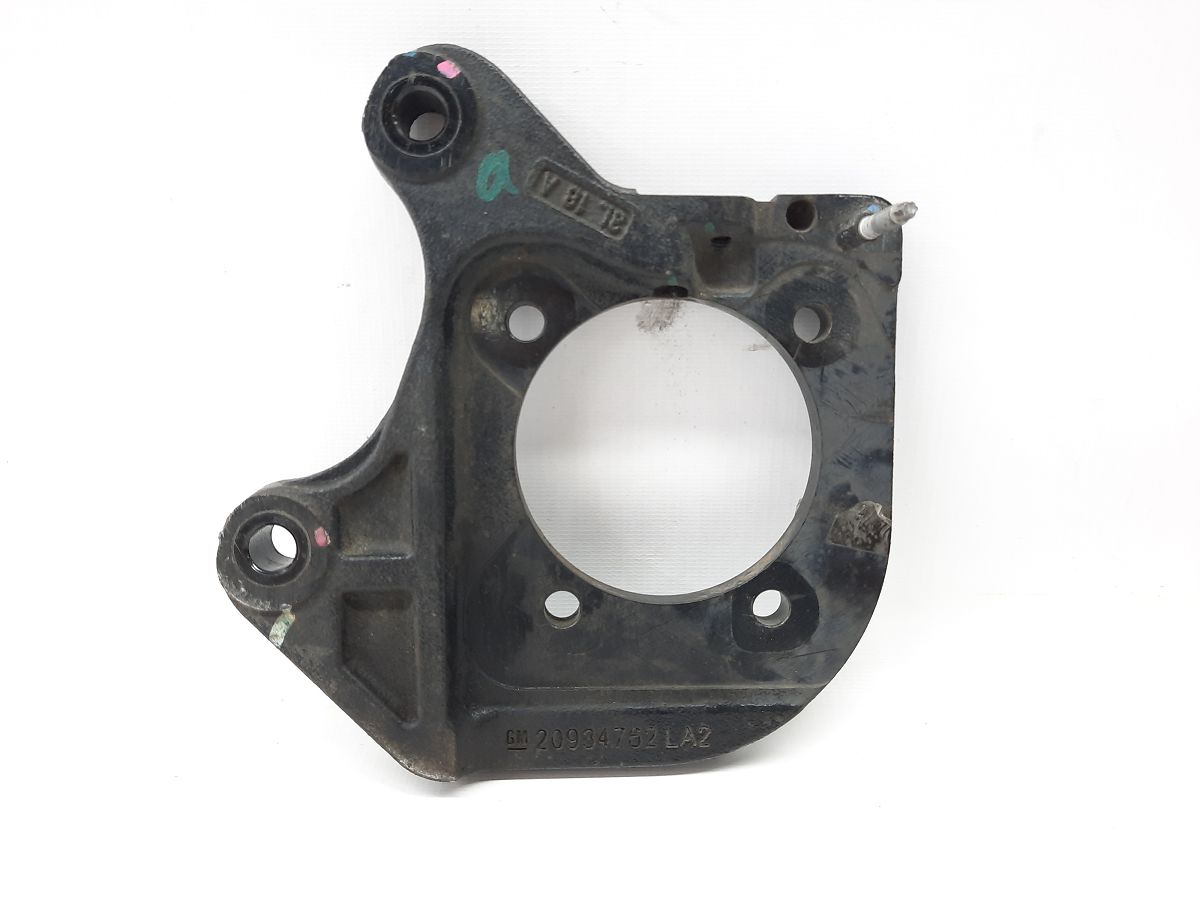 Volt. Кронштейн кріплення маточини зад правий Chevrolet Volt 2011-2015 20934762 Chevrolet Volt Volt. Кронштейн кріплення маточини зад правий Chevrolet Volt 2011-2015 20934762 Chevrolet Volt