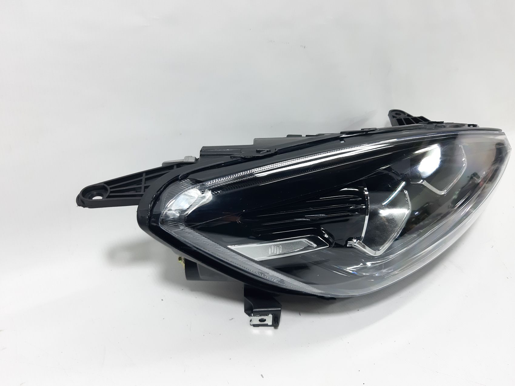 Фары головного света Фара передняя правая Weltmeister EX-5 2020 E58940X3025W249 Weltmeister EX5 2