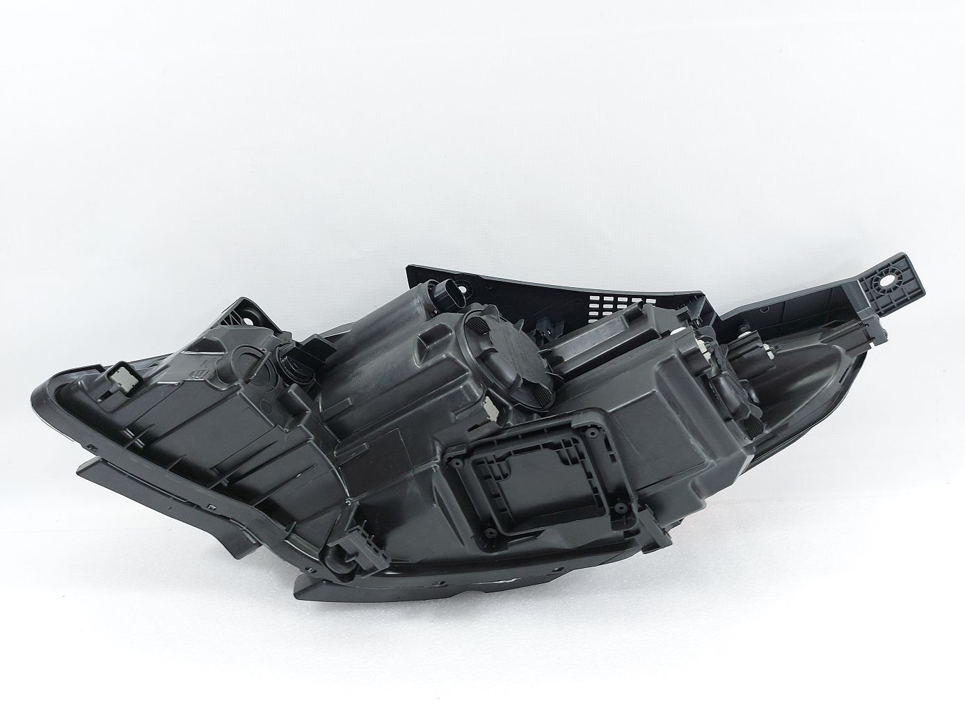 Фари головного світла Фара передня права Kia Optima 2016-2018 92102D5000 Kia Optima 6