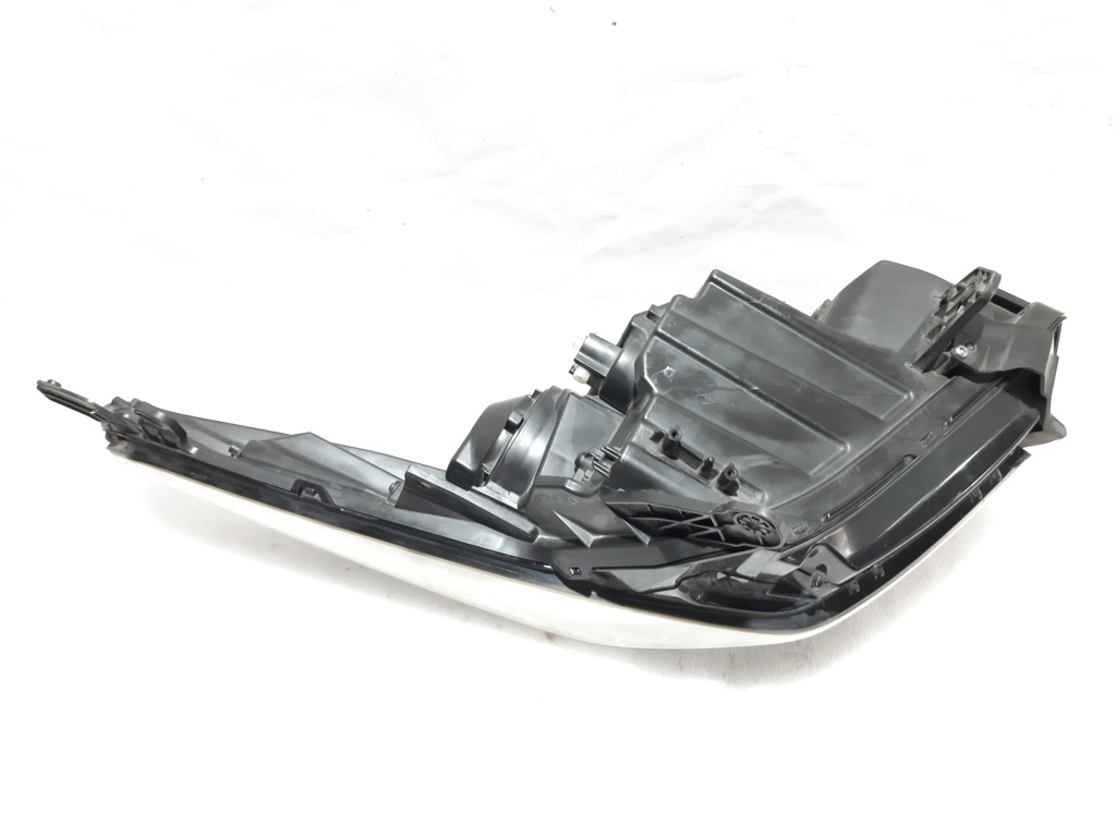 Ats Фара передняя правая Cadillac ATS 2013-2019 23236366 Cadillac ATS 18