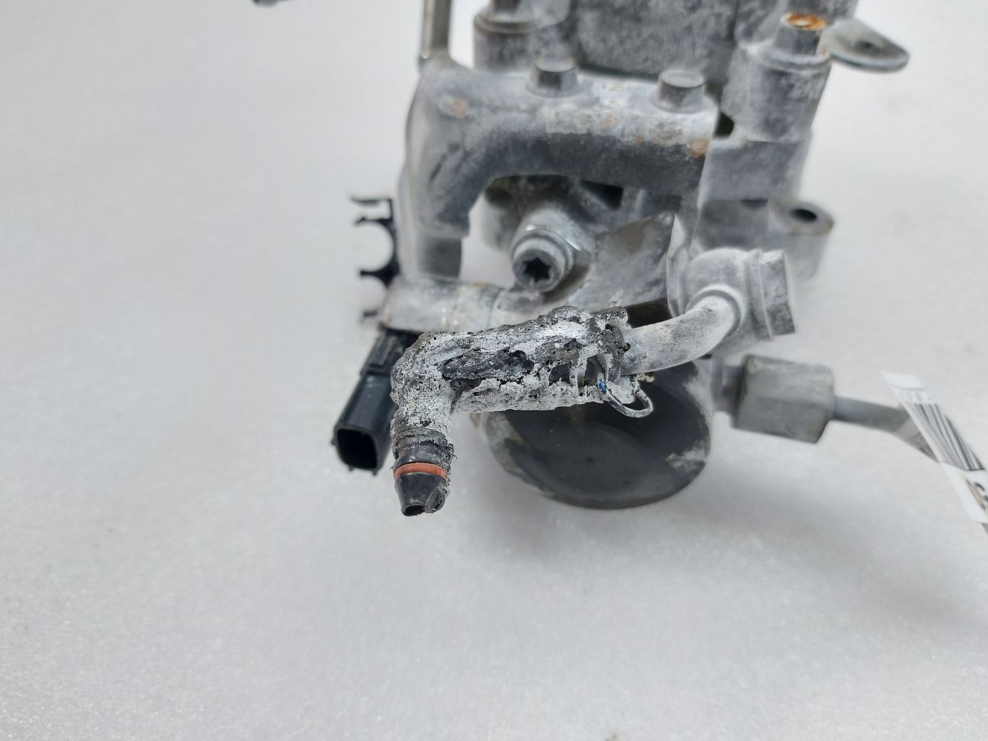 6 Вакуумний насос Mazda 6 2014-2021 PE0718G00B Mazda 6 5