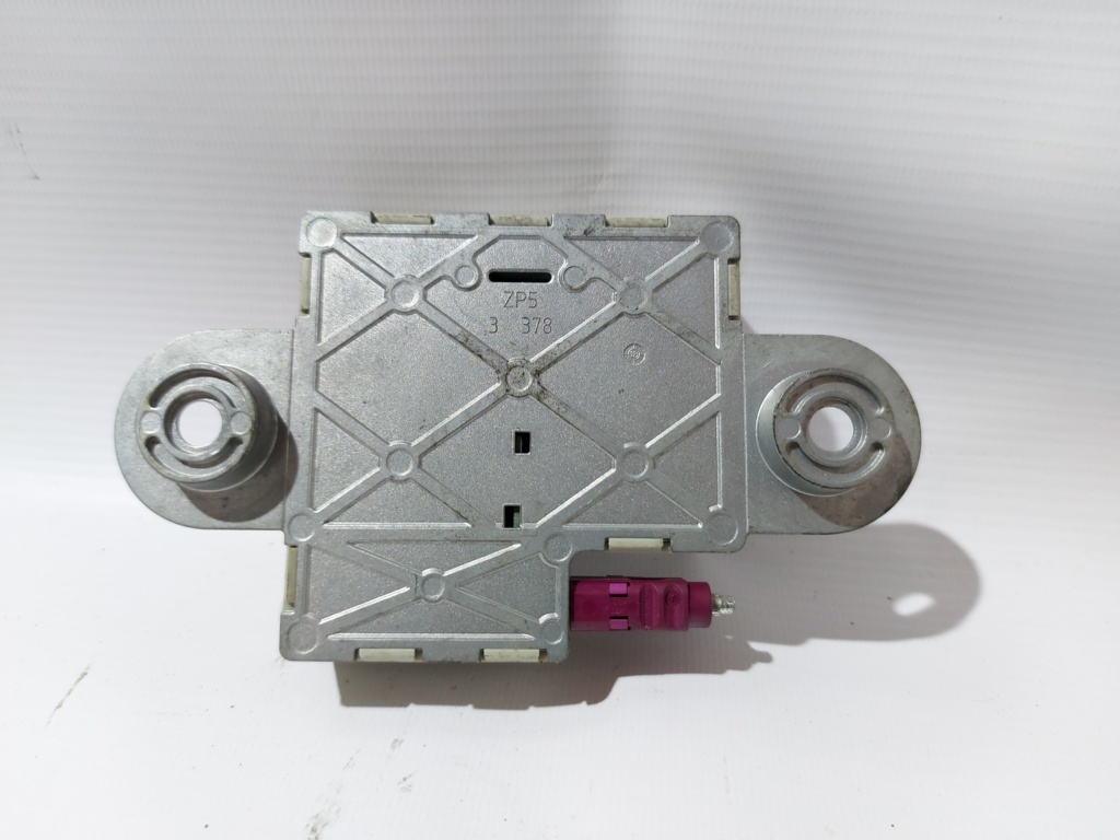 5 series Блок антени BMW 5 series 2013 65206935024 BMW 5 series 5 5 series Блок антени BMW 5 series 2013 65206935024 BMW 5 series 5