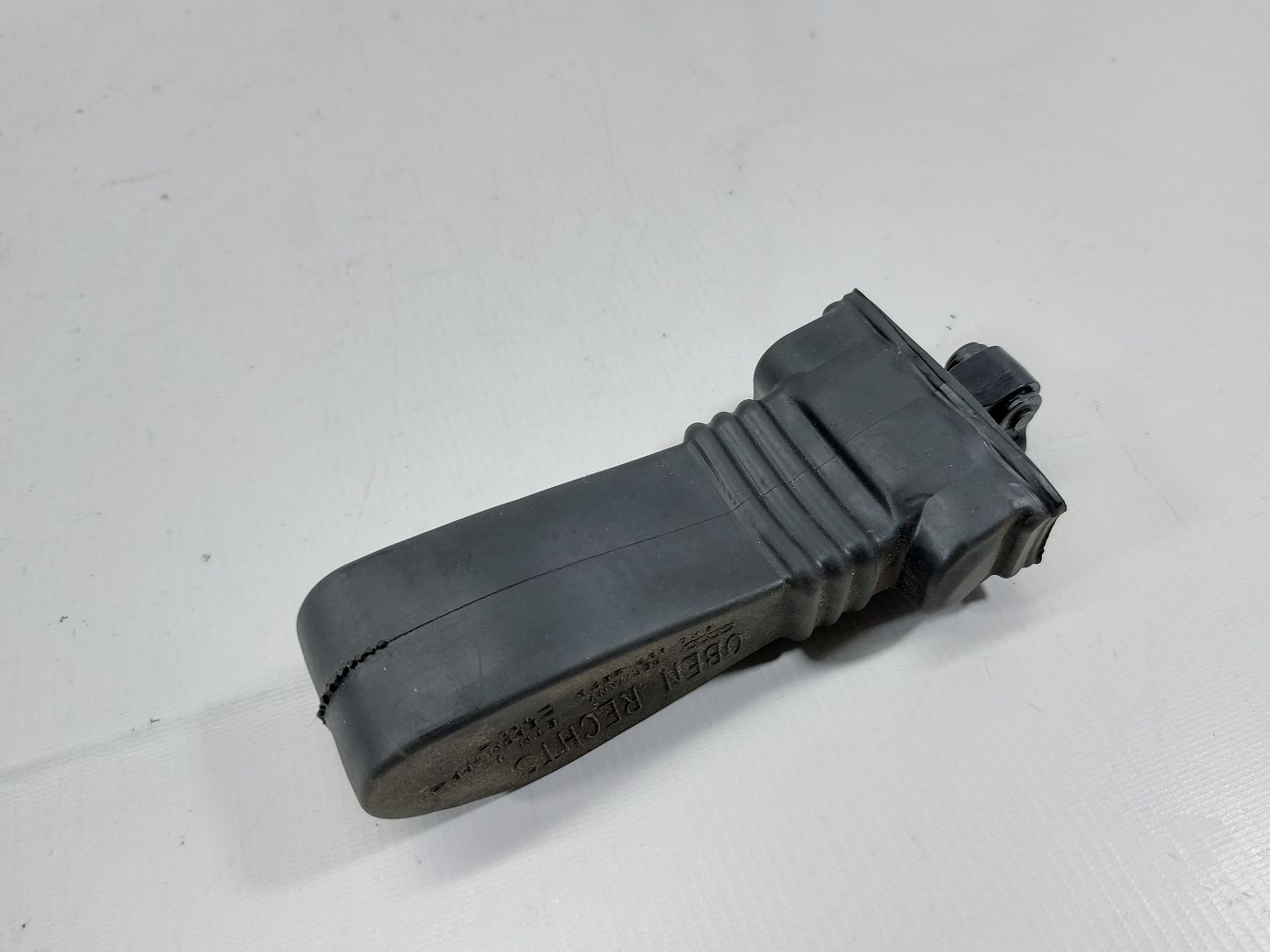A4 Обмежувач дверей передньої правої Audi A4 2009-2016 8K0837249D Audi A4 3