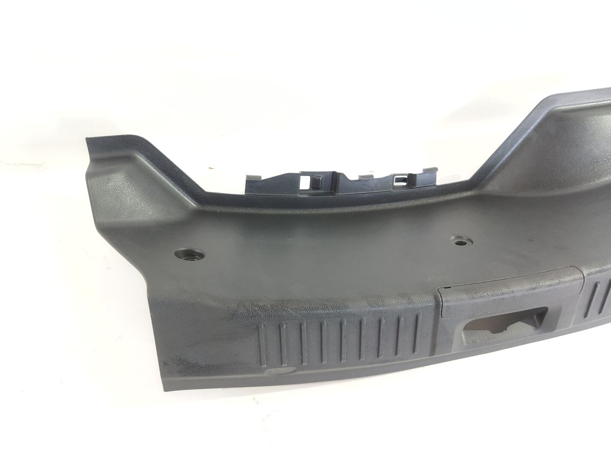 Fiesta Накладка отвору багажника Ford Fiesta 2011-2019 BE8Z5440374AA Ford Fiesta 2
