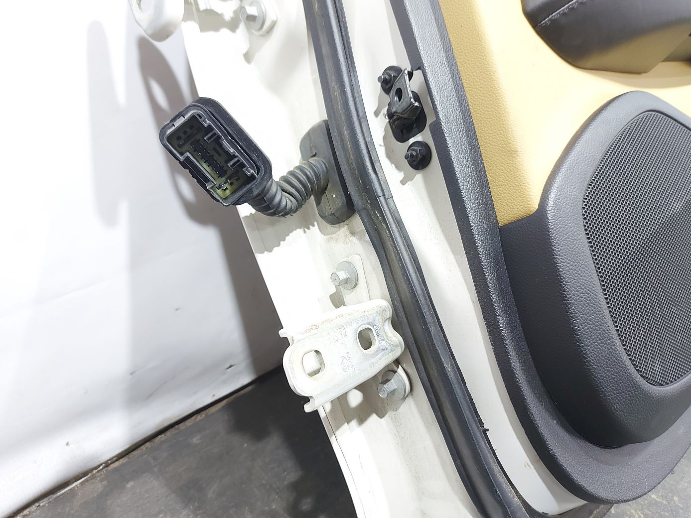 Ats Двері задні права в зборі Cadillac ATS 2013-2016 84007418 Cadillac ATS 11