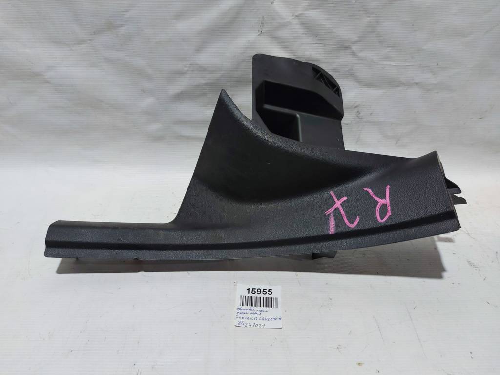 Cruze. Обшивка порога заднього ліва Chevrolet Cruze 2016-2018 84243021 Chevrolet Cruze