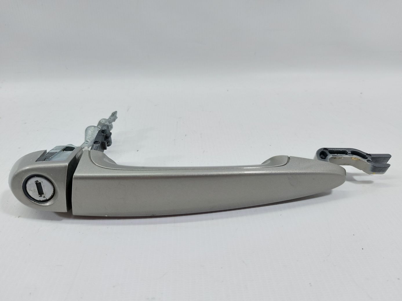 328i xdrive. Ручка дверей передньої лівої зовнішня (сіра) BMW 328i xDrive 2008-2016 51217207561 BMW 328i xDrive 328i xdrive. Ручка дверей передньої лівої зовнішня (сіра) BMW 328i xDrive 2008-2016 51217207561 BMW 328i xDrive