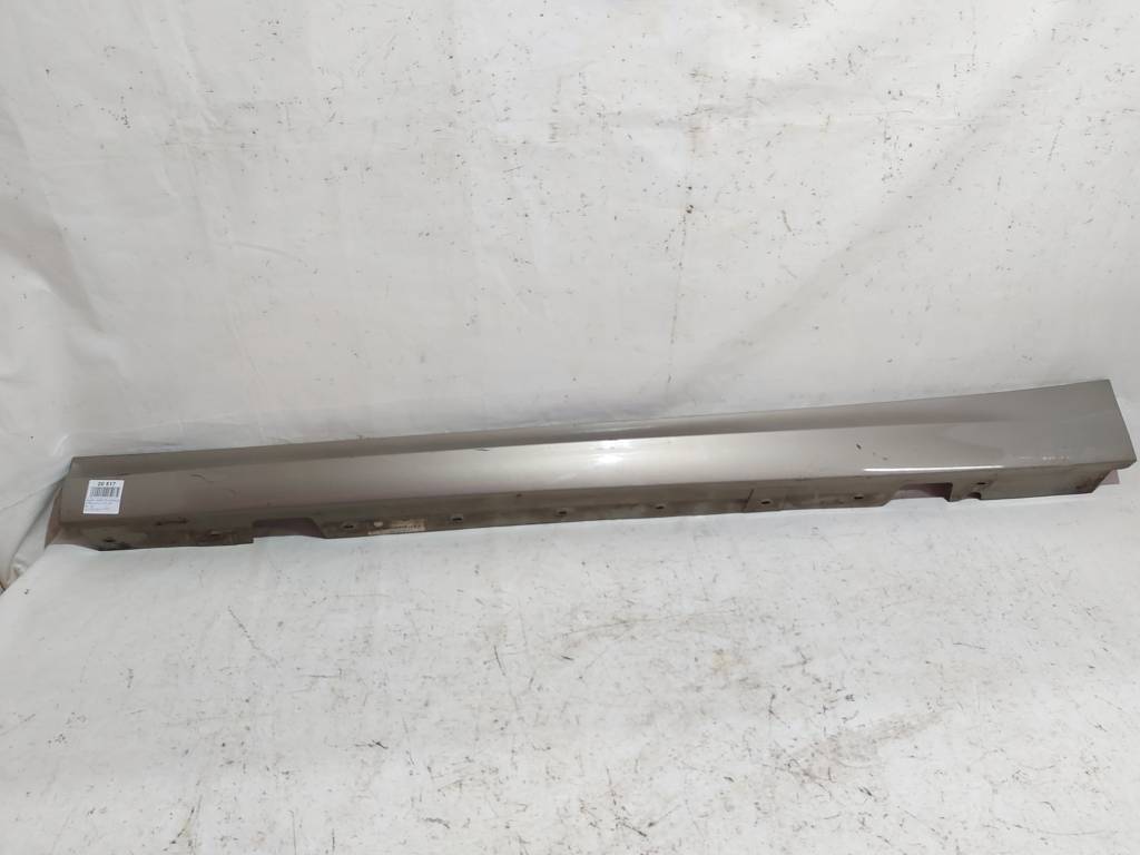 328i xdrive. Порог левый (пластик) BMW 328i xDrive 2006-2012 51778041141 BMW 328i xDrive