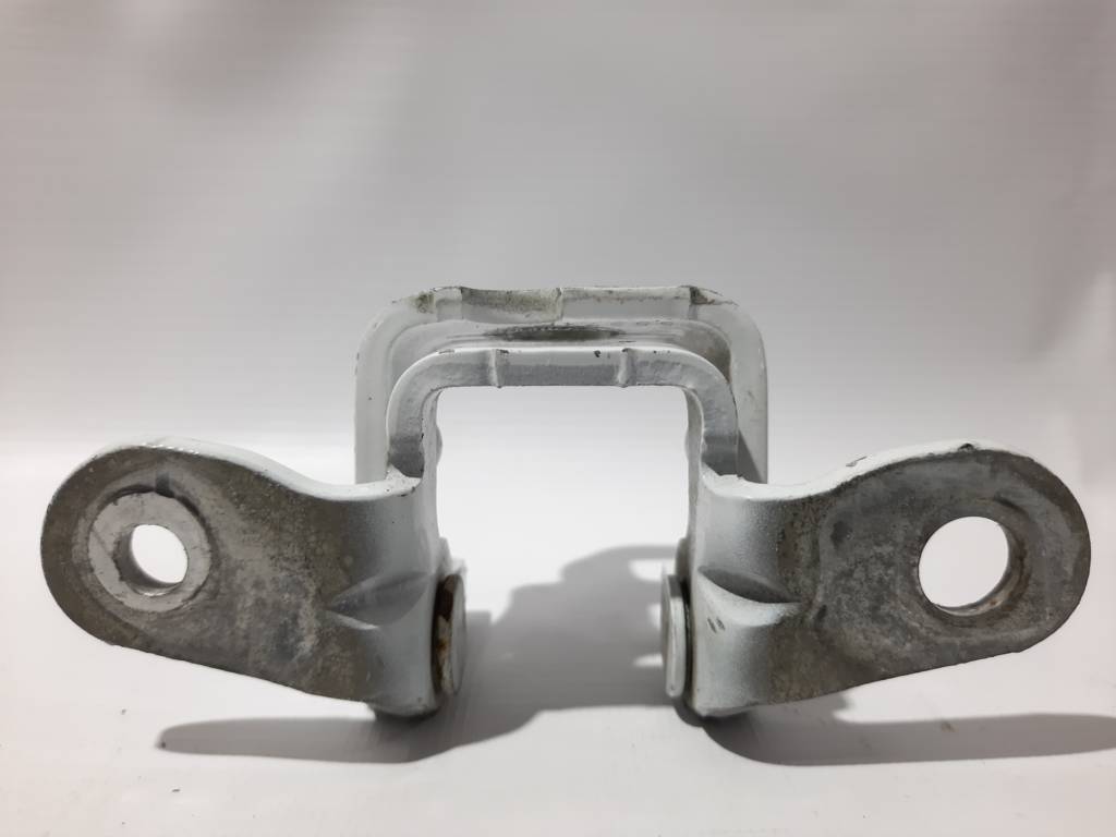 Patriot Петля дверей передньої/задньої правої верхня Jeep Patriot 2007-2017 5074256AB Jeep Patriot 18