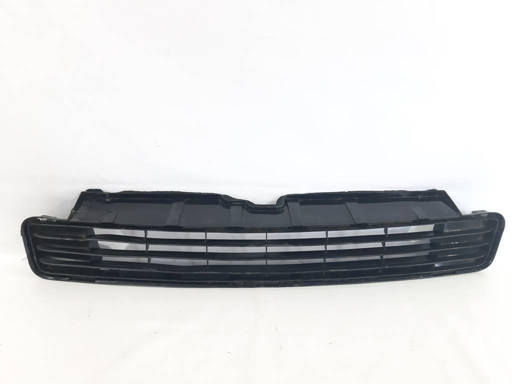 Prius Решетка бампера переднего нижняя Toyota Prius 2010-2011 5311247040 Toyota Prius 8