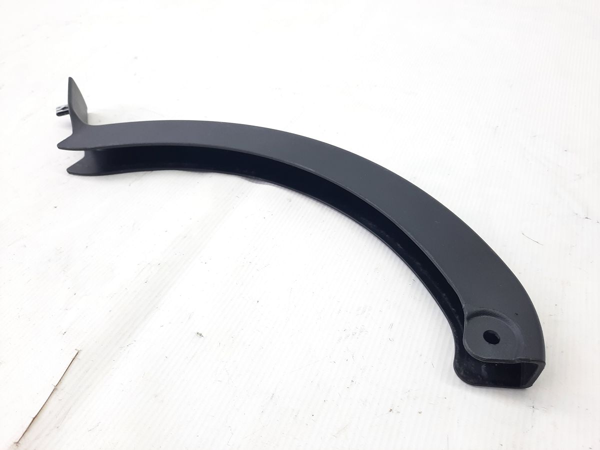 Ats Накладка петли крышки багажника правая Cadillac ATS 2013-2018 20933950 Cadillac ATS 5