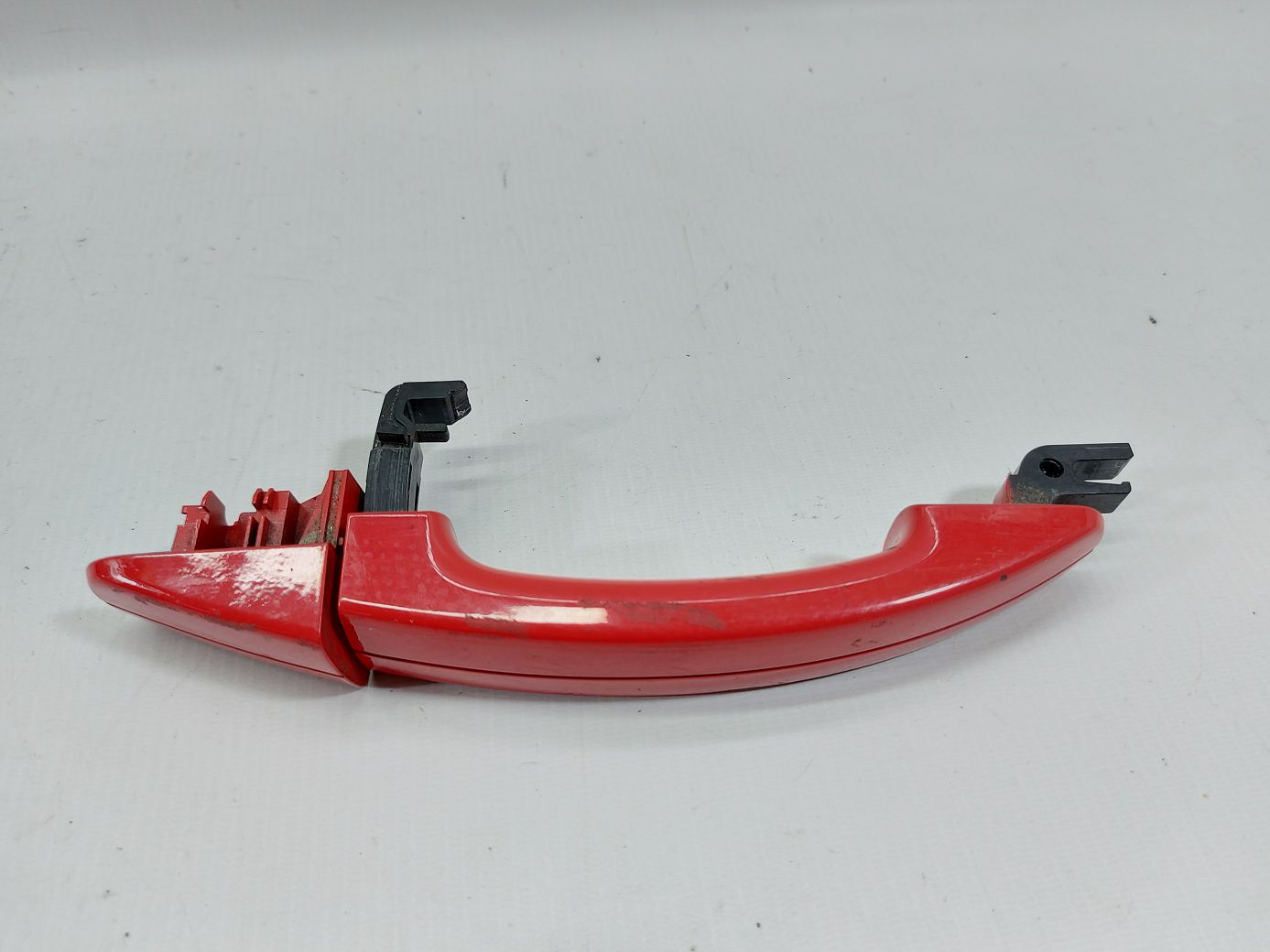 Focus Ручка двери задней правой наружная (красная) Ford Focus 2012-2018 CV6Z5422404DA Ford Focus 2