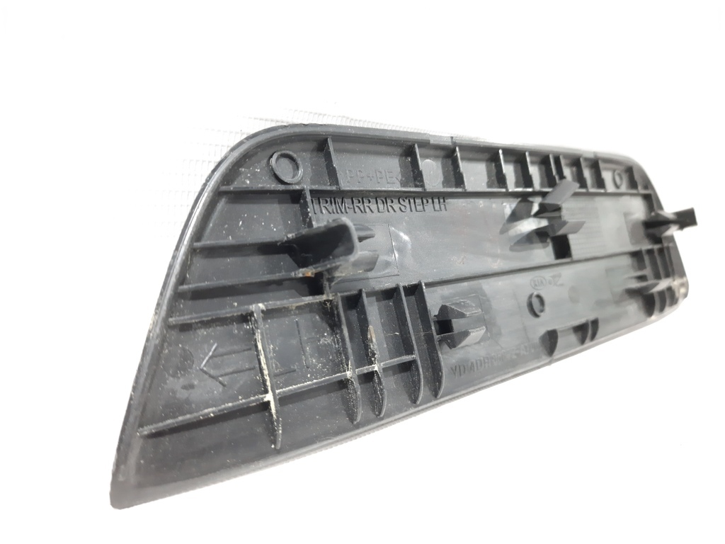 Forte Накладка порога заднього ліва (декор) Kia Forte 2014-2018 85877A7000 Kia Forte 6