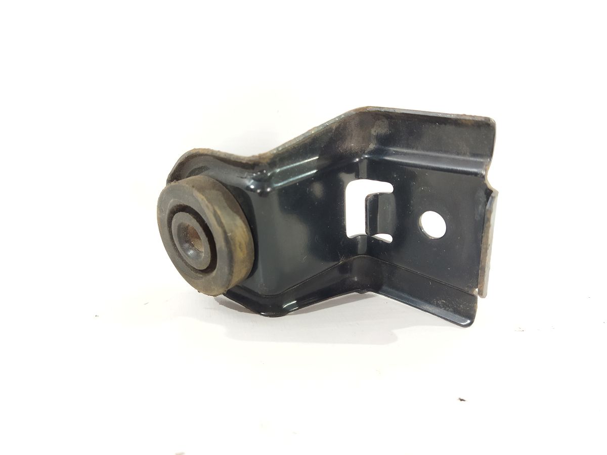 Forester Кронштейн радіатора лівий/правий верхній Subaru Forester 2014-2018 45124SC000 Subaru Forester 2