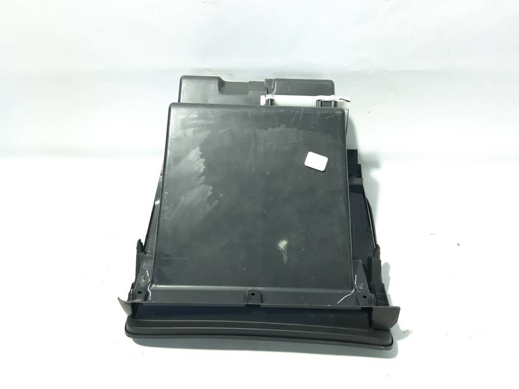 Sentra Бардачок Nissan Sentra 2013-2019 685103SA0A Nissan Sentra 6