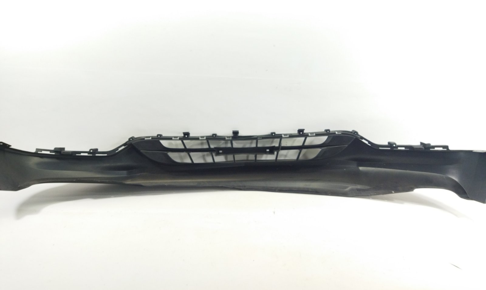 Передні бампери. Передній бампер нижній Chevrolet Equinox 2017-2020 84150755 Chevrolet Equinox