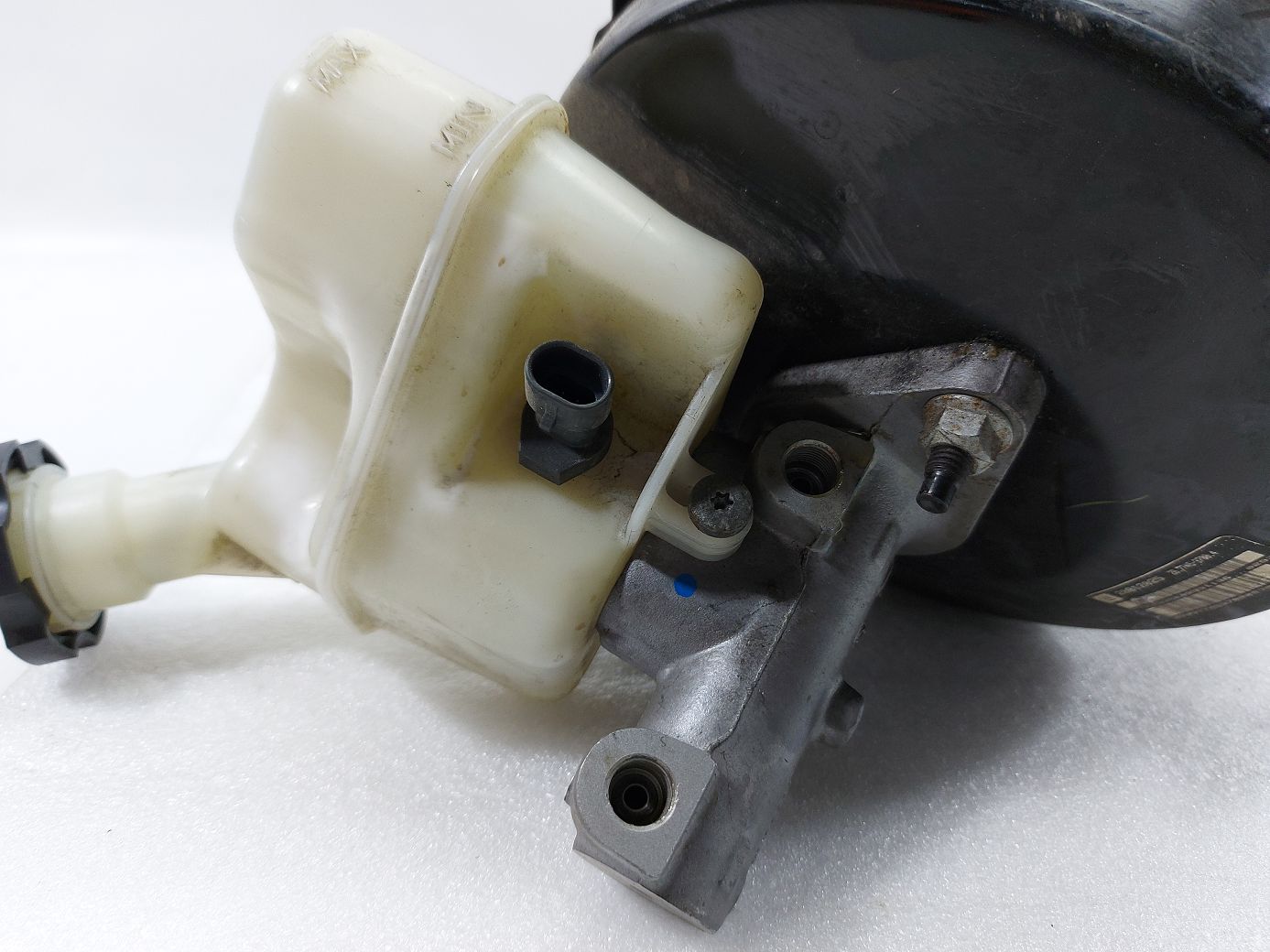 Hhr Главный тормозной цилиндр Chevrolet HHR 2006-2011 20812025 Chevrolet HHR 2 Hhr Главный тормозной цилиндр Chevrolet HHR 2006-2011 20812025 Chevrolet HHR 2