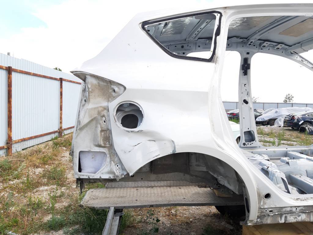 C-max Кузов голый (можно резать) Ford C-Max 2016-2018 DM5Z5850202A Ford C-Max 4